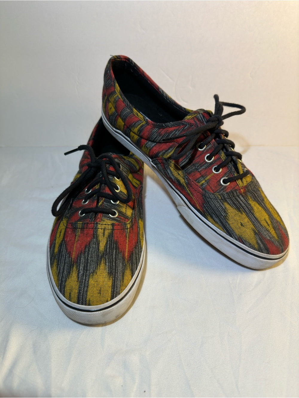 Vans Authentic Ikat Tribal Southwestern Aztec Canvas Sneakers Skate Shoes 11.5